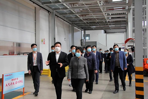 浙江省政協(xié)主席、黨組書(shū)記葛慧君視察諾力復工復產(chǎn)